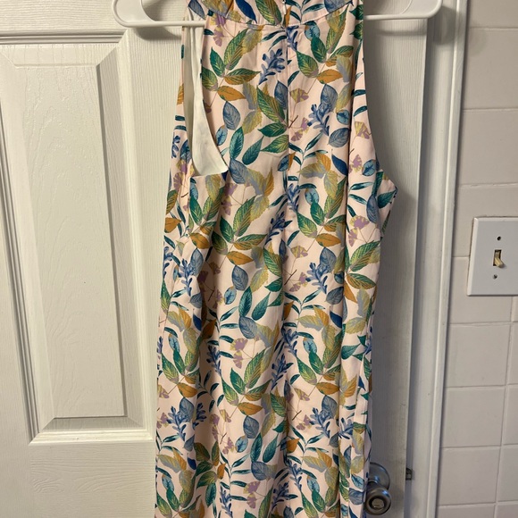 Dress - Picture 3 of 4